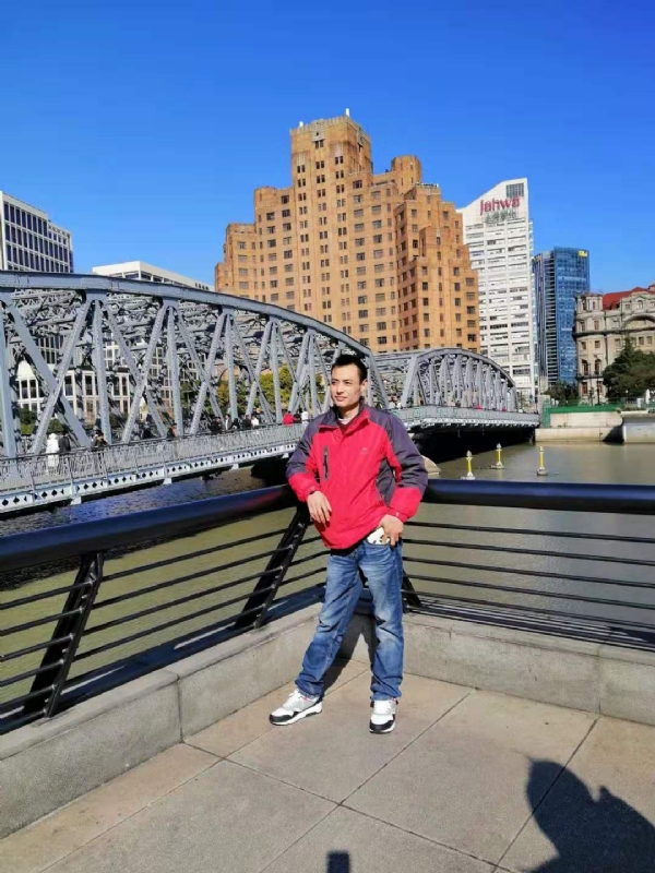 老乐的第一张照片--宿迁相亲服务中心