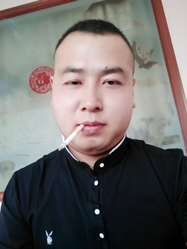 贰爺的第一张照片--宿迁相亲服务中心