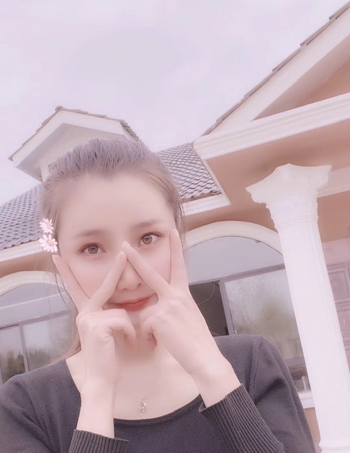 小媛的第一张照片--宿迁相亲服务中心