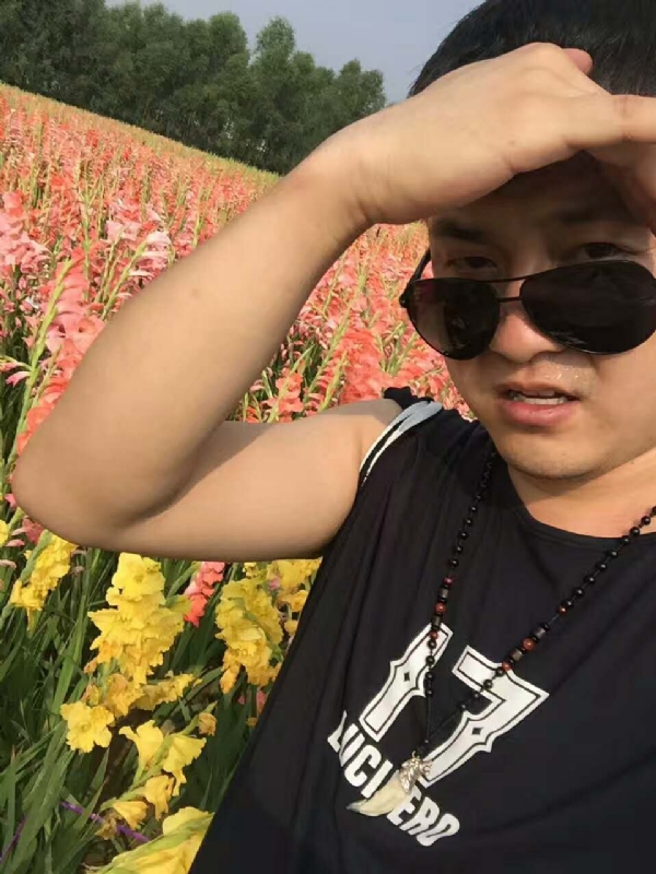 QH-蓝细胞的第一张照片--宿迁相亲服务中心