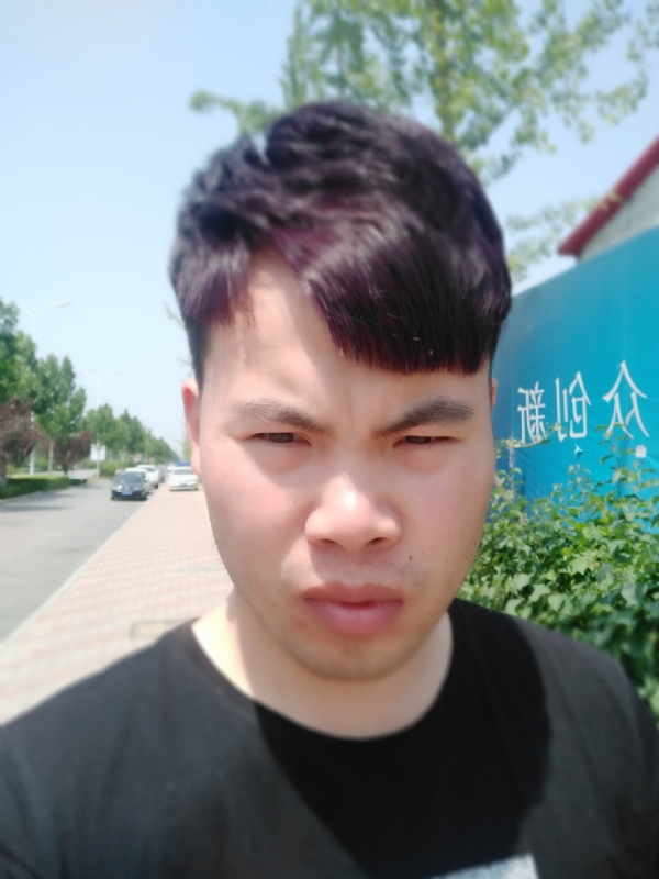 迷迭无情的第一张照片--宿迁相亲服务中心