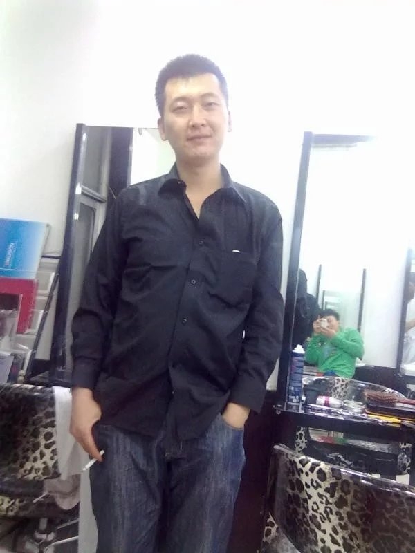 风筝的第一张照片--宿迁相亲服务中心