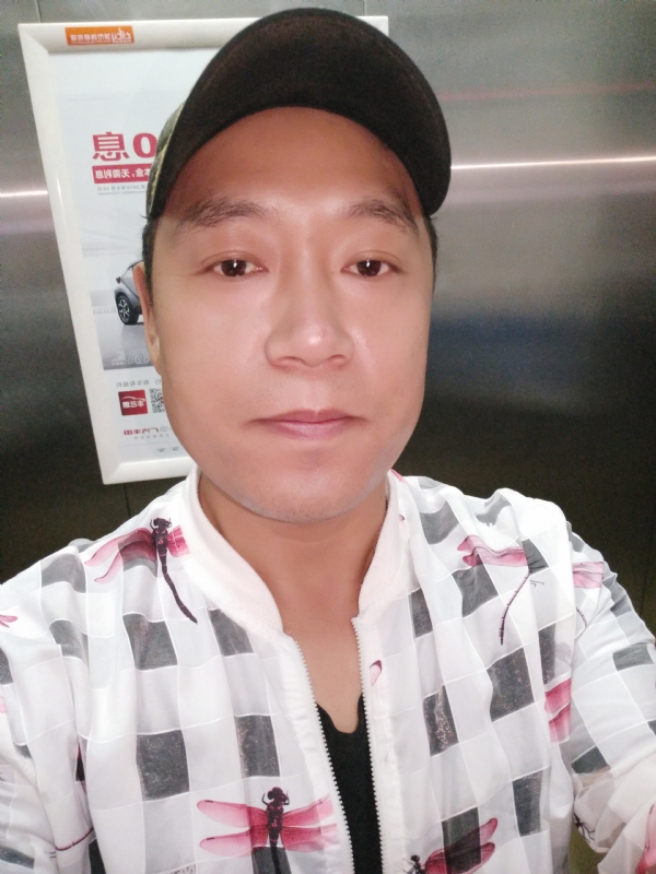 hainy的第一张照片--宿迁相亲服务中心