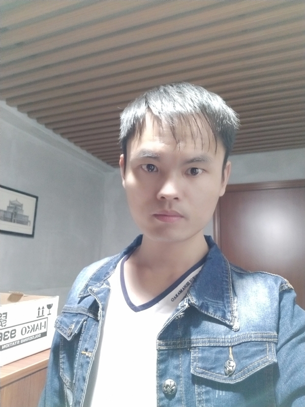 阿信的第一张照片--宿迁相亲服务中心