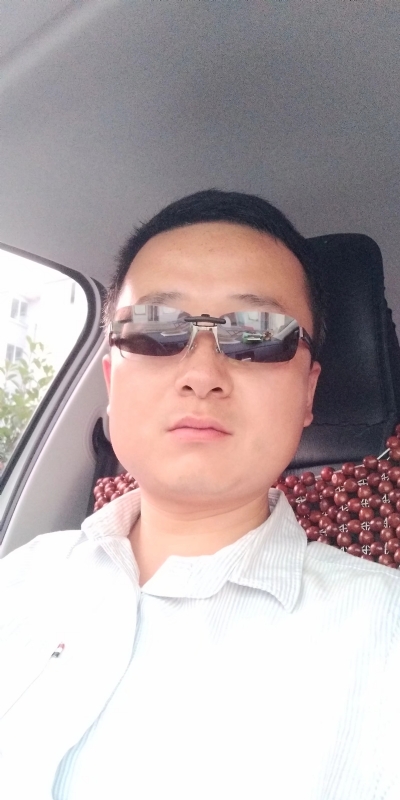 痛苦的单身狗的第一张照片--宿迁相亲服务中心