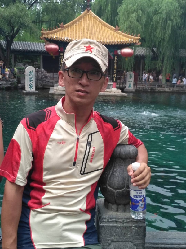 晓峰的第二张照片--宿迁相亲服务中心