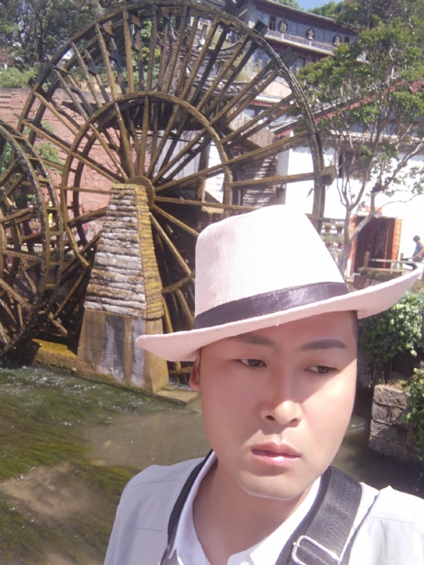 曲靖相亲的第一张照片--宿迁相亲服务中心