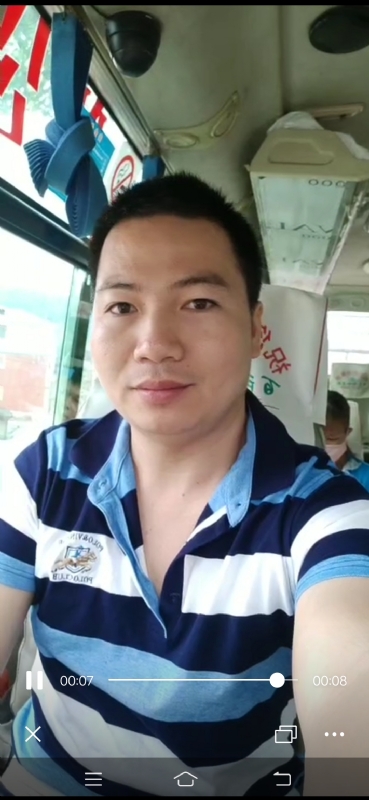 恋人未满的第一张照片--宿迁相亲服务中心