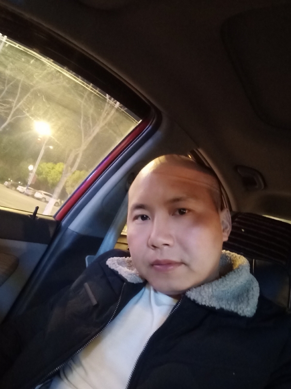 平平淡淡的第一张照片--宿迁相亲服务中心