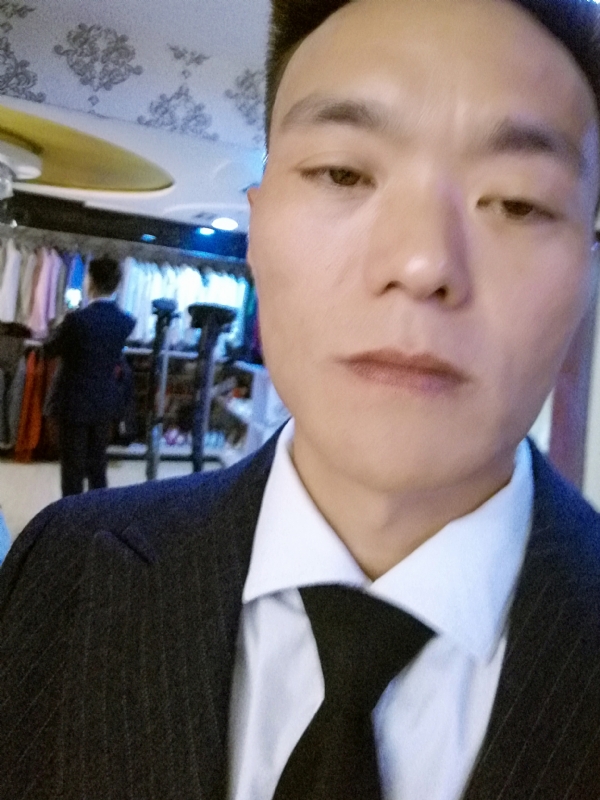 醉酒的蝴蝶的第二张照片--宿迁相亲服务中心