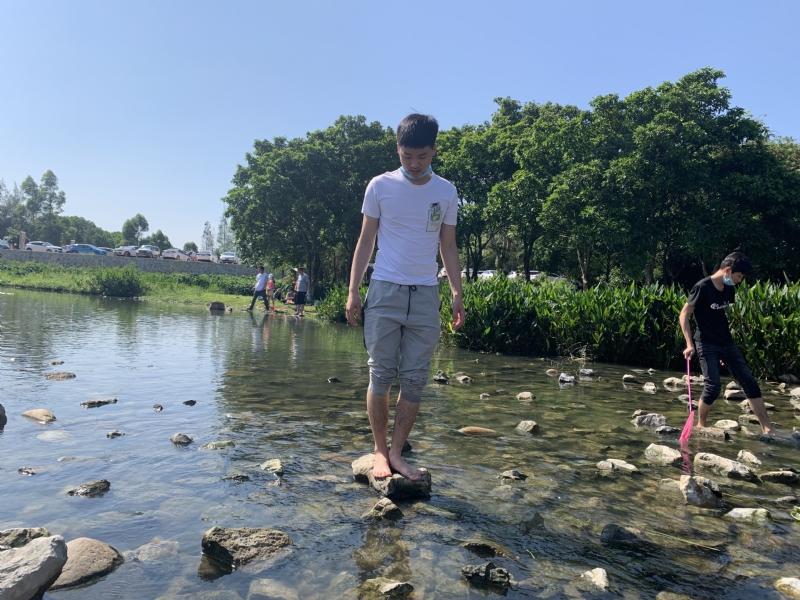 放假吃鸡的第一张照片--宿迁相亲服务中心