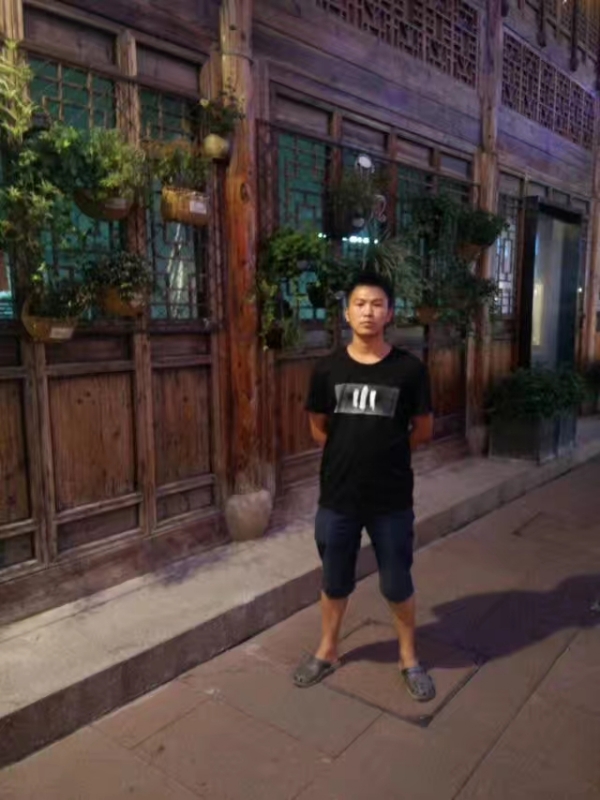 回忆的第一张照片--宿迁相亲服务中心