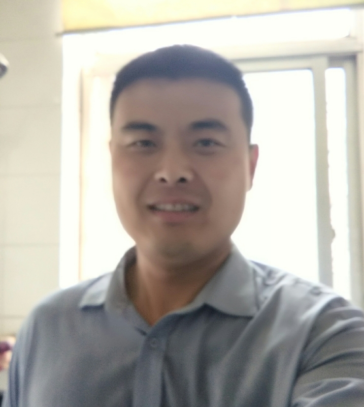 李伟的第一张照片--宿迁相亲服务中心