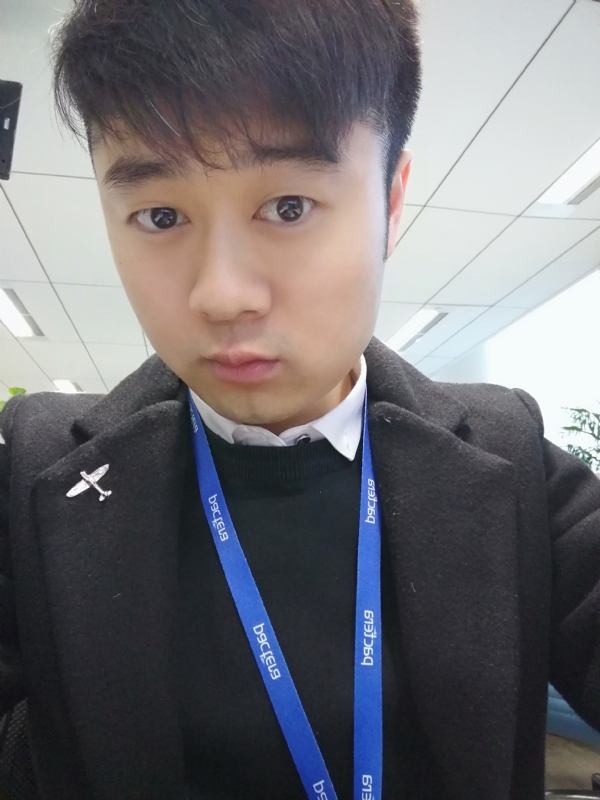 择一爱与被爱的第一张照片--宿迁相亲服务中心