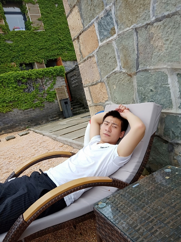 真心寻找另一半的第一张照片--宿迁相亲服务中心