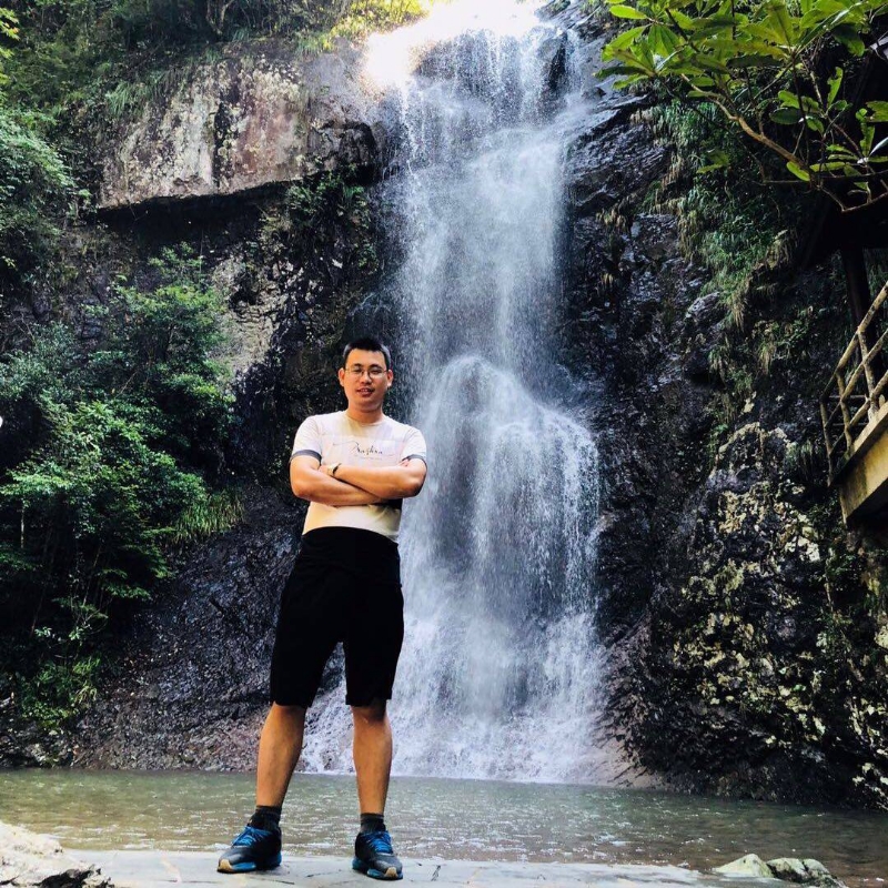 宁静致远的第二张照片--宿迁相亲服务中心