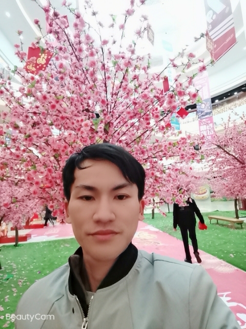 单身一人的第二张照片--宿迁相亲服务中心