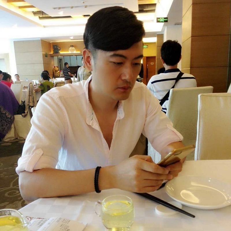 猩猩的第一张照片--宿迁相亲服务中心