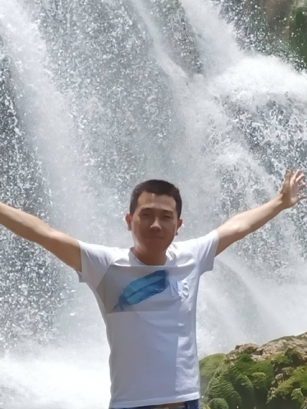 挪威森林的第一张照片--宿迁相亲服务中心