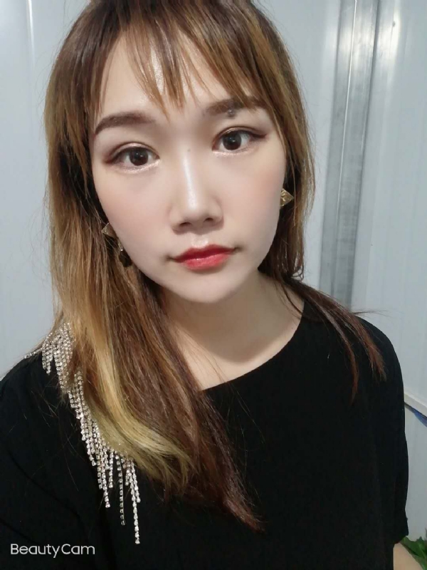 艾薇的第四张照片--宿迁相亲服务中心