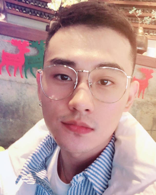 胡强很孤单的第一张照片--宿迁相亲服务中心