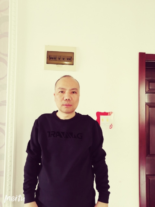 酒香四溢的第一张照片--宿迁相亲服务中心