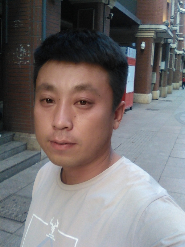 冰冷的心的第一张照片--宿迁相亲服务中心