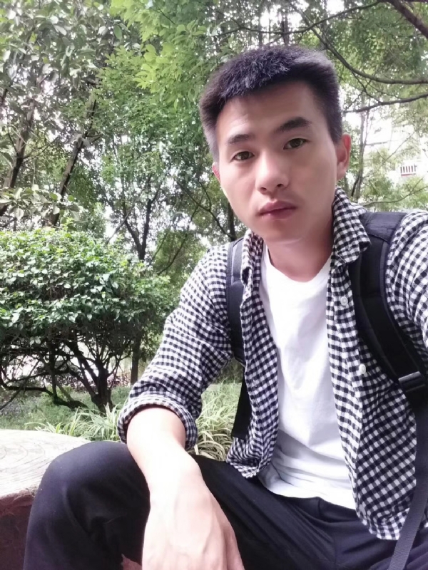 小杨的第一张照片--宿迁相亲服务中心