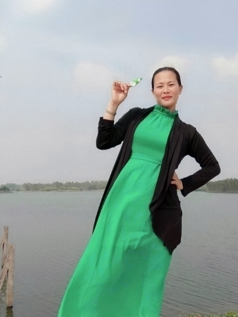 李梅的第二张照片--宿迁相亲服务中心