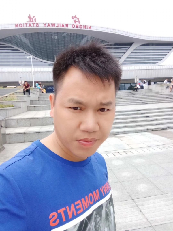 笑对人生的第一张照片--宿迁相亲服务中心