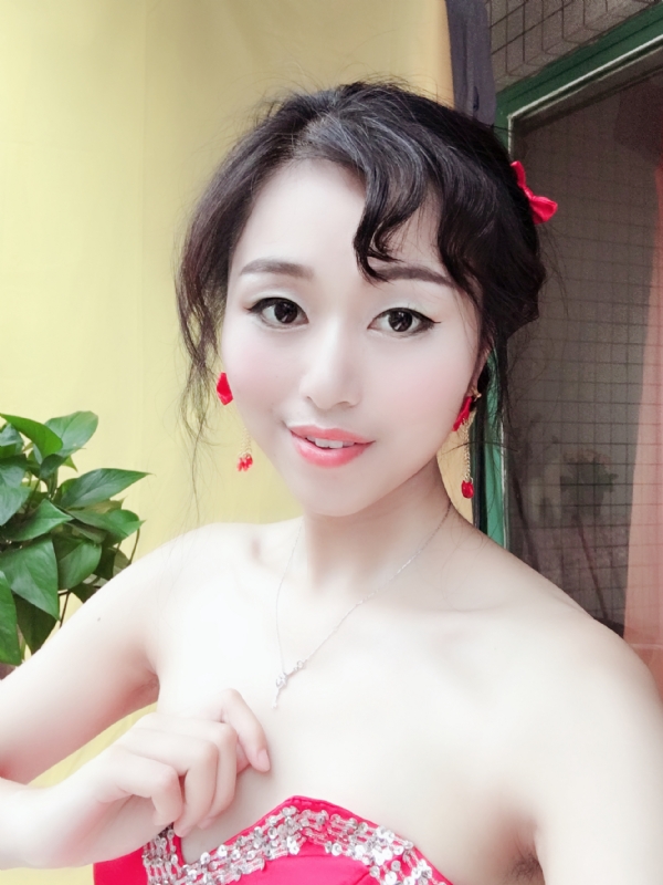 薇薇的第一张照片--宿迁相亲服务中心