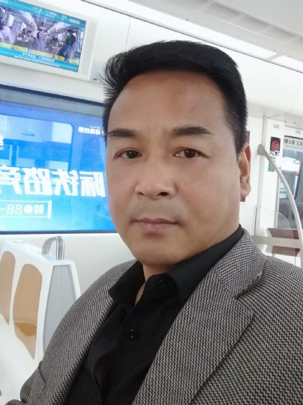 雪豹的第二张照片--宿迁相亲服务中心