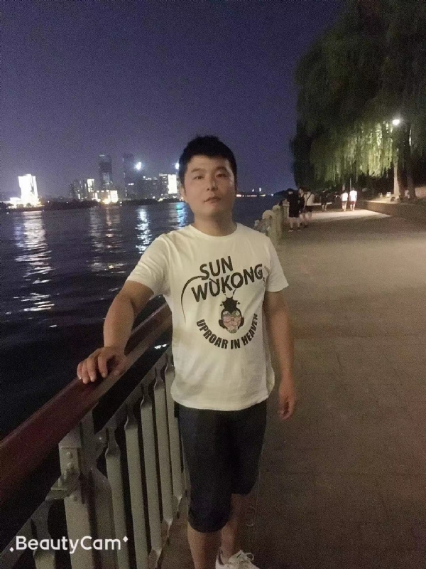 古月的第二张照片--宿迁相亲服务中心