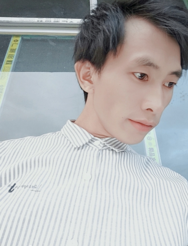 寻找下一个路口的第一张照片--宿迁相亲服务中心