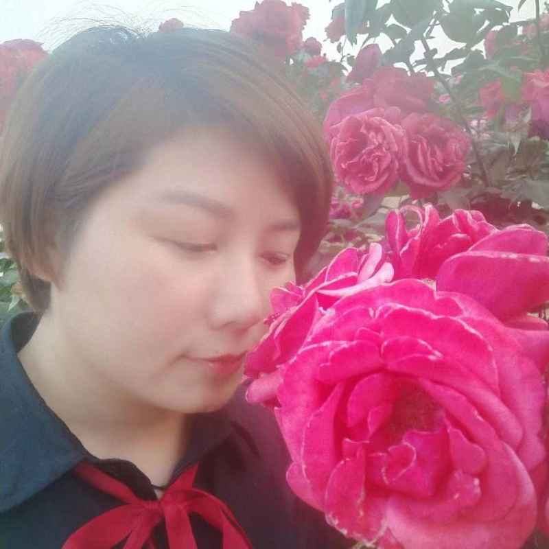 潇潇雨歌的第一张照片--宿迁相亲服务中心