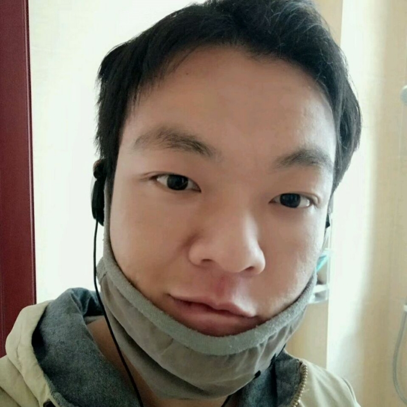 泡沫哭泣的第一张照片--宿迁相亲服务中心