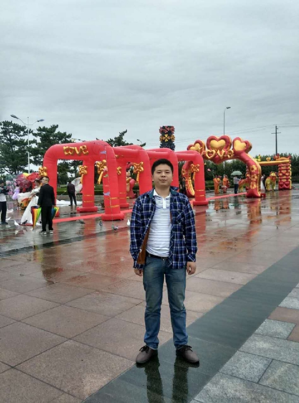 在奋斗的第三张照片--宿迁相亲服务中心