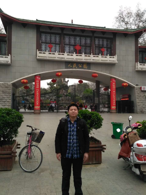 在奋斗的第四张照片--宿迁相亲服务中心