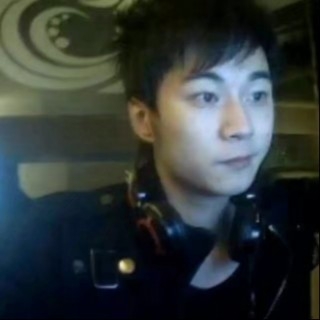 深夜人的第一张照片--宿迁相亲服务中心