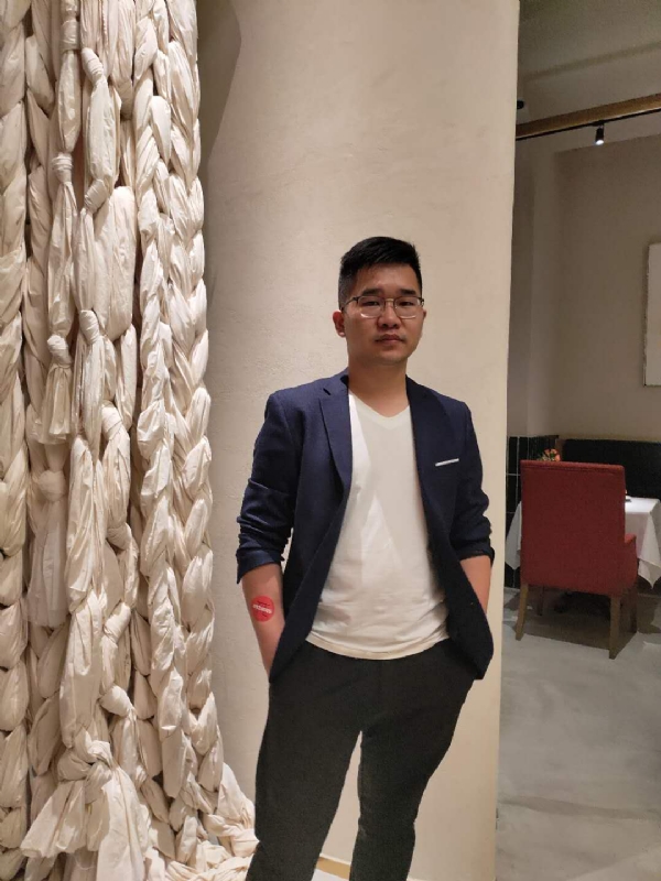 在路上的第二张照片--宿迁相亲服务中心