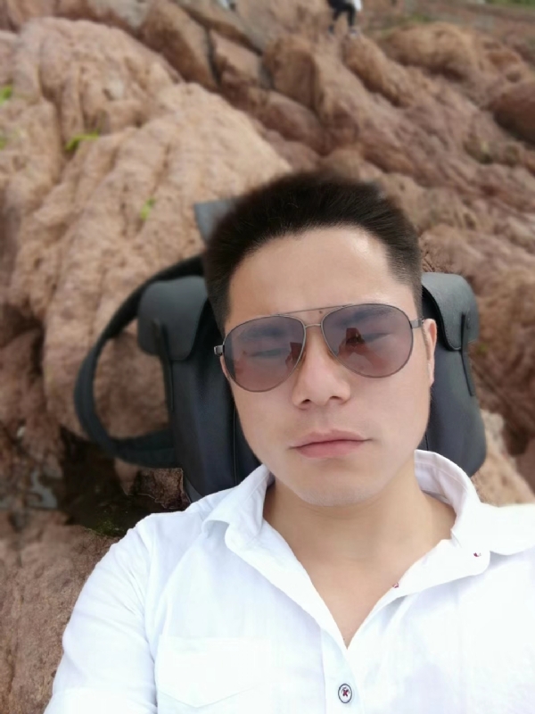 易听的第二张照片--宿迁相亲服务中心