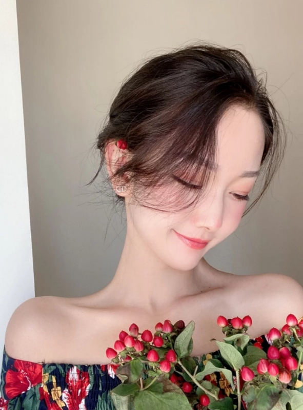 小诗vanessa的第二张照片--宿迁相亲服务中心