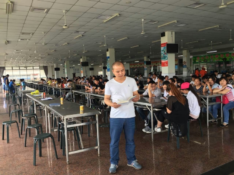 人在旅途的第二张照片--宿迁相亲服务中心