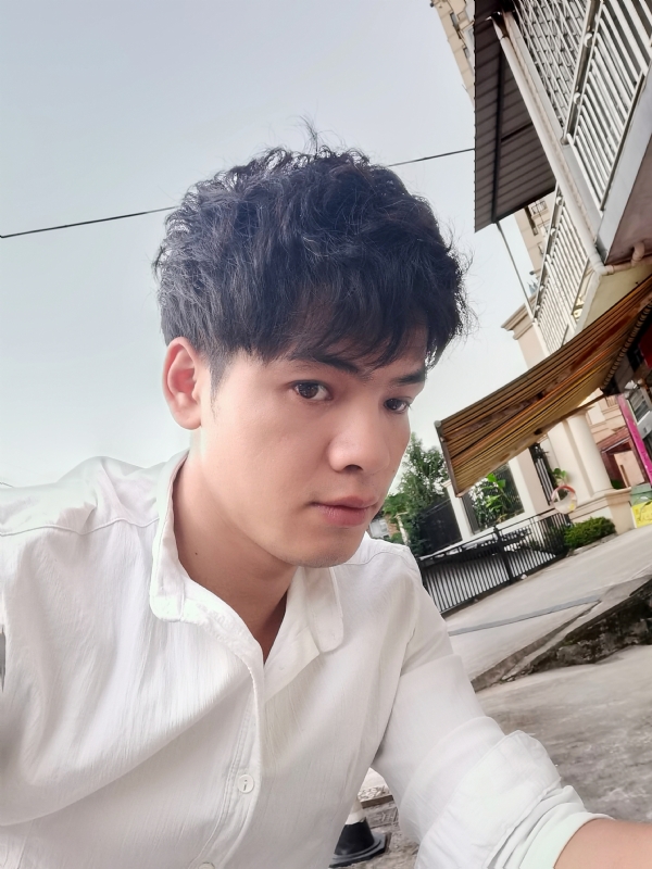 幕后老板的第二张照片--宿迁相亲服务中心