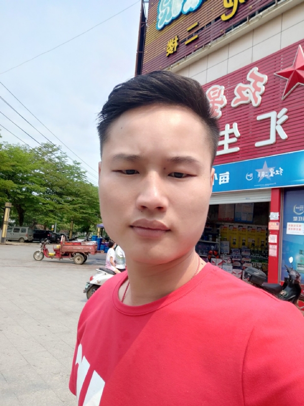 刘振军的第一张照片--宿迁相亲服务中心