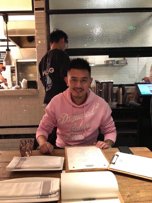 雪云飘的第一张照片--宿迁相亲服务中心