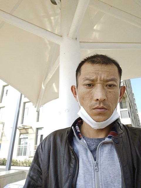 孤狼的第一张照片--宿迁相亲服务中心