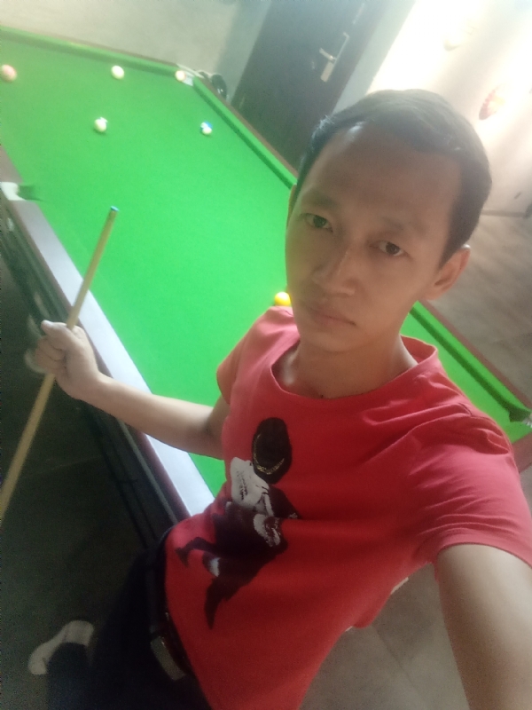 耳机分你一半的第一张照片--宿迁相亲服务中心