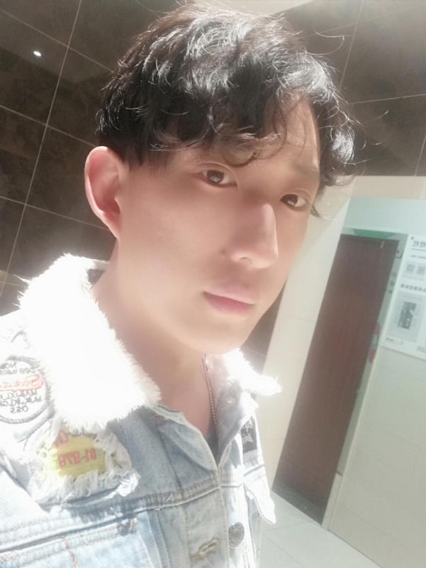 鲸落ii的第二张照片--宿迁相亲服务中心