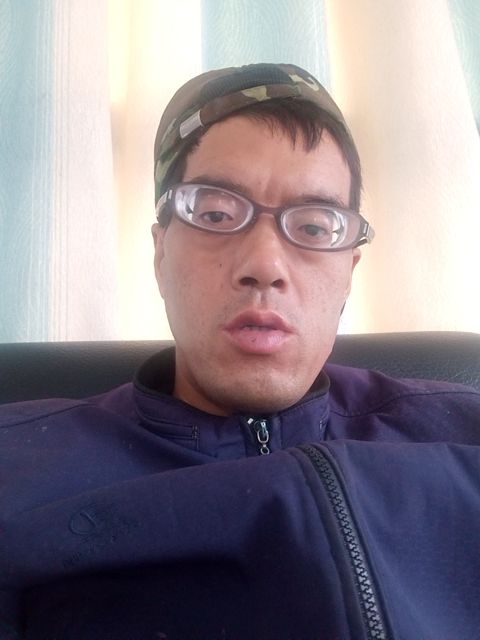 等待有缘人的第二张照片--宿迁相亲服务中心